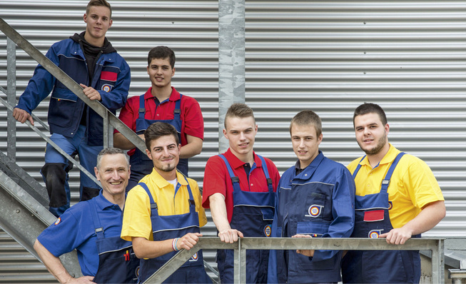 
Fachleute der Zukunft dringend gesucht: Die SHK-Berufsorganisation hat sich auf eine mehrjährige bundesweit einheitliche Nachwuchswerbung für die vier Ausbildungsberufe geeinigt.
