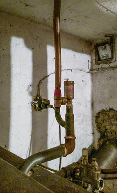 
Ventil fachmännisch blockiert.
