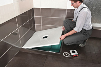 
Was gibt es Neues zum Einbau bodenebener Duschen?
