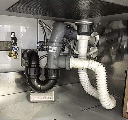 



Neu und trotzdem mangelhaft.
