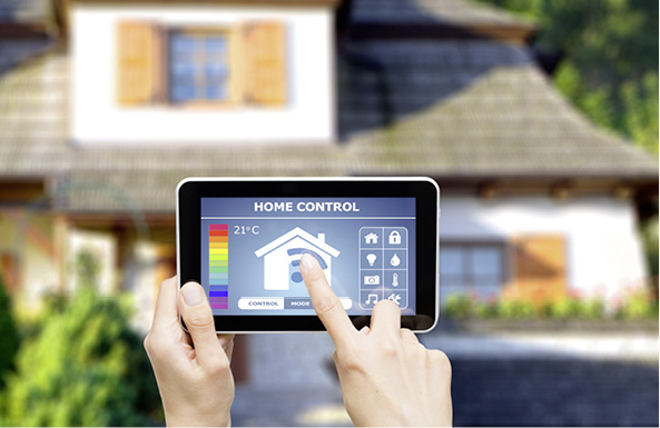 
Über die Hälfte der angehenden Bauherren wünscht sich smarte Haustechnik.



