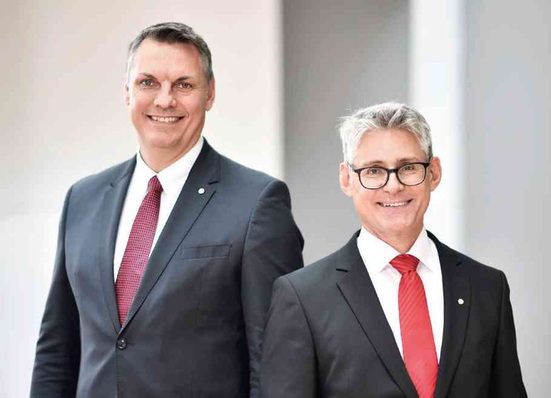 Bilden seit 1. Januar 2018 den Vorstand der SHK AG: Sven Mischel und Harald Belzer (v.l.)