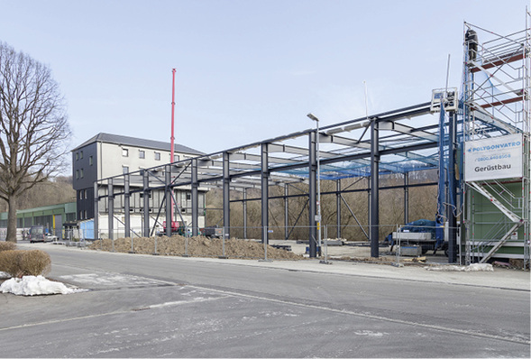 



Aquatherm errichtet eine neue Halle für die Spritzgießproduktion.
