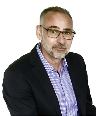 

Andreas Bremer

ist der Kopf hinter dem Unternehmen „Kommunikationswerk“. Er ist Experte für Kommunikationstrainings im Kundenkontakt und Verkauf. Schwerpunkt ist das Coaching von Handwerksbetrieben. Tel. (02 01) 87 42 95 66, schulung@kommunikationswerk.de

www.kommunikationswerk.de



