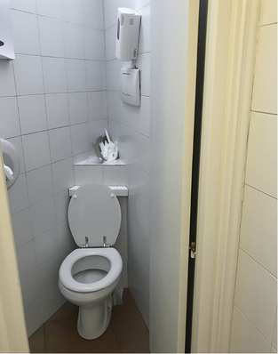 
Platz ist in der kleinsten Hütte.



