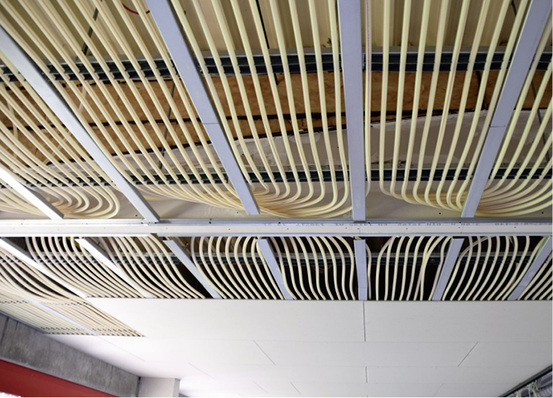 
Die Kühldecken bei Roth Plastic Technology.



