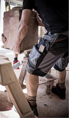 



Stehen langen Arbeitshosen in puncto Ausstattung in nichts nach: die Bermudas von Weitblick.
