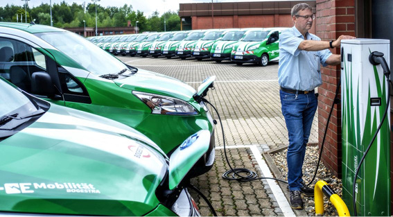 



Die Marktübersicht für Nutzfahrzeuge mit E-Antrieb gibt es kostenlos zum Download.
