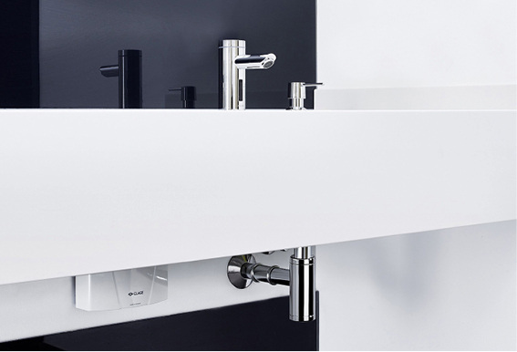 



Kleindurchlauferhitzer von Clage übernehmen beim Sportartikelhersteller Puma die Warmwasserversorgung unter den Waschbecken.
