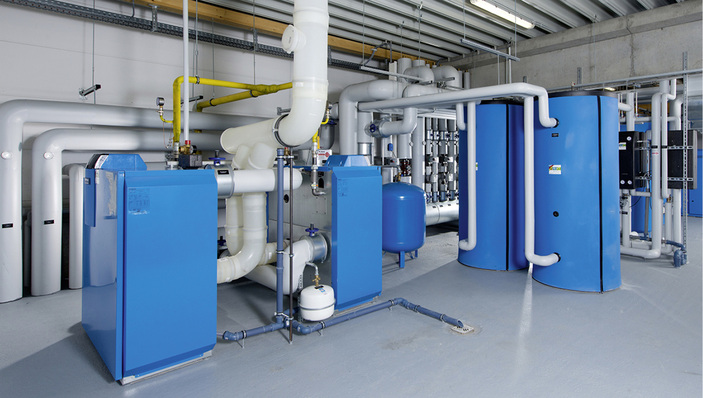 
Bei der Planung einer Heizungsanlage stellt sich immer die Frage, was richtig im Sinne der allgemein anerkannten Regeln der Technik ist.



