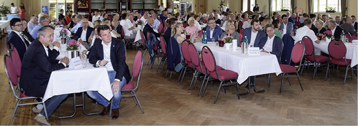 
Rund 200 Teilnehmer verzeichnete der Veranstalter zum Verbandstag.



